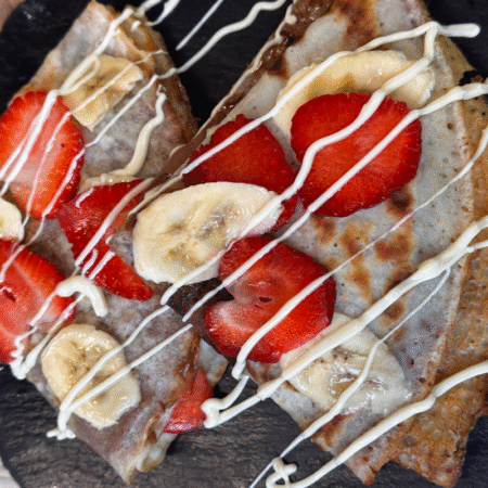 2 CLATITE ,FINETI, BANANE SI CAPSUNI